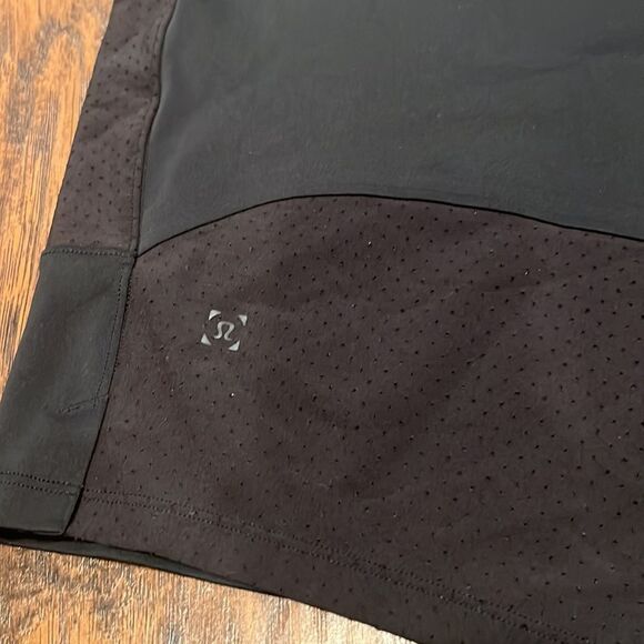 Lululemon black Elevated Short  men’s size XL in EUC perfect for run or gym - Picture 8 of 11